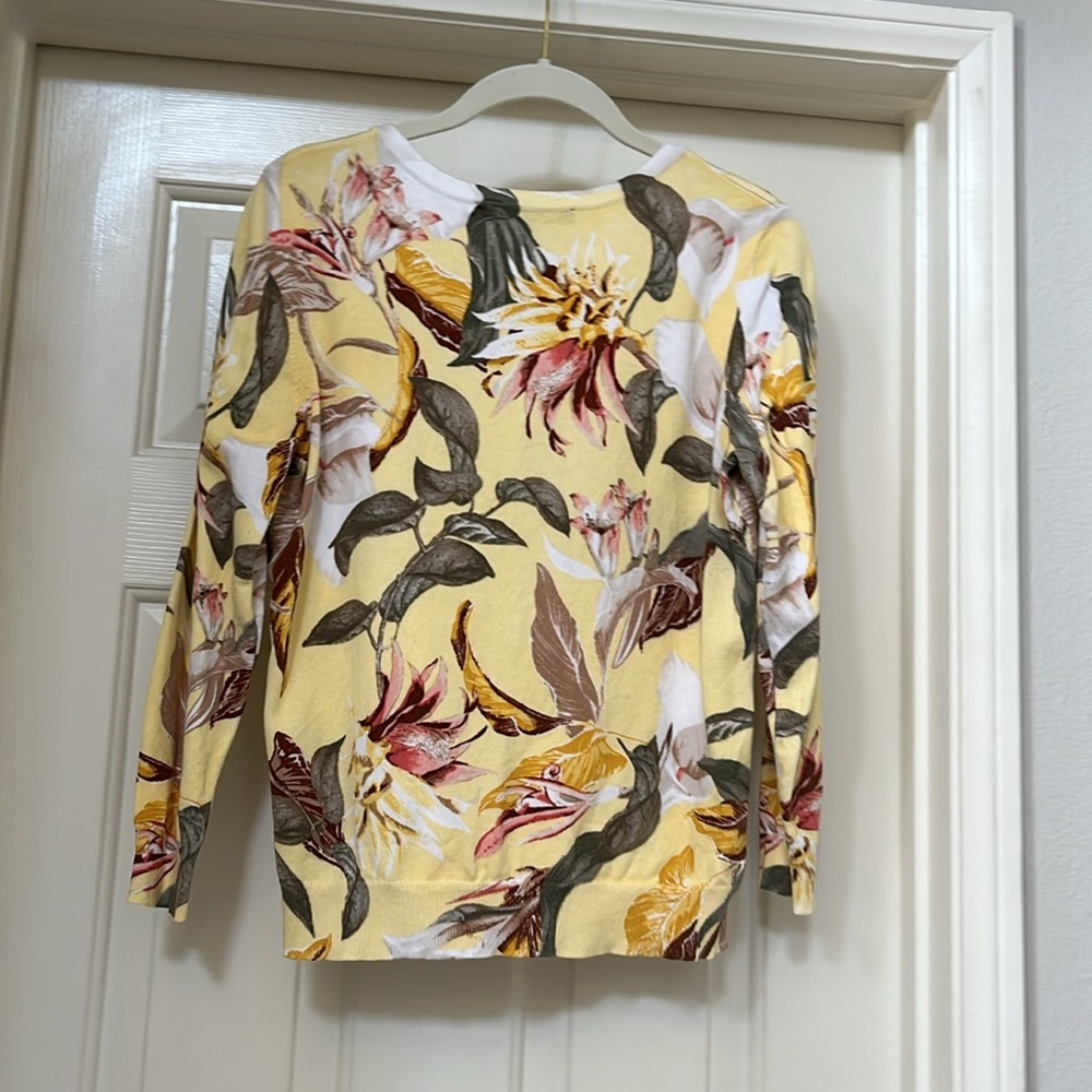 White House Black Market Havana Gardens Yellow Floral Print Cardigan Medium - Picture 6 of 6